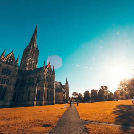 Milford Hall Salisbury Luaran gambar