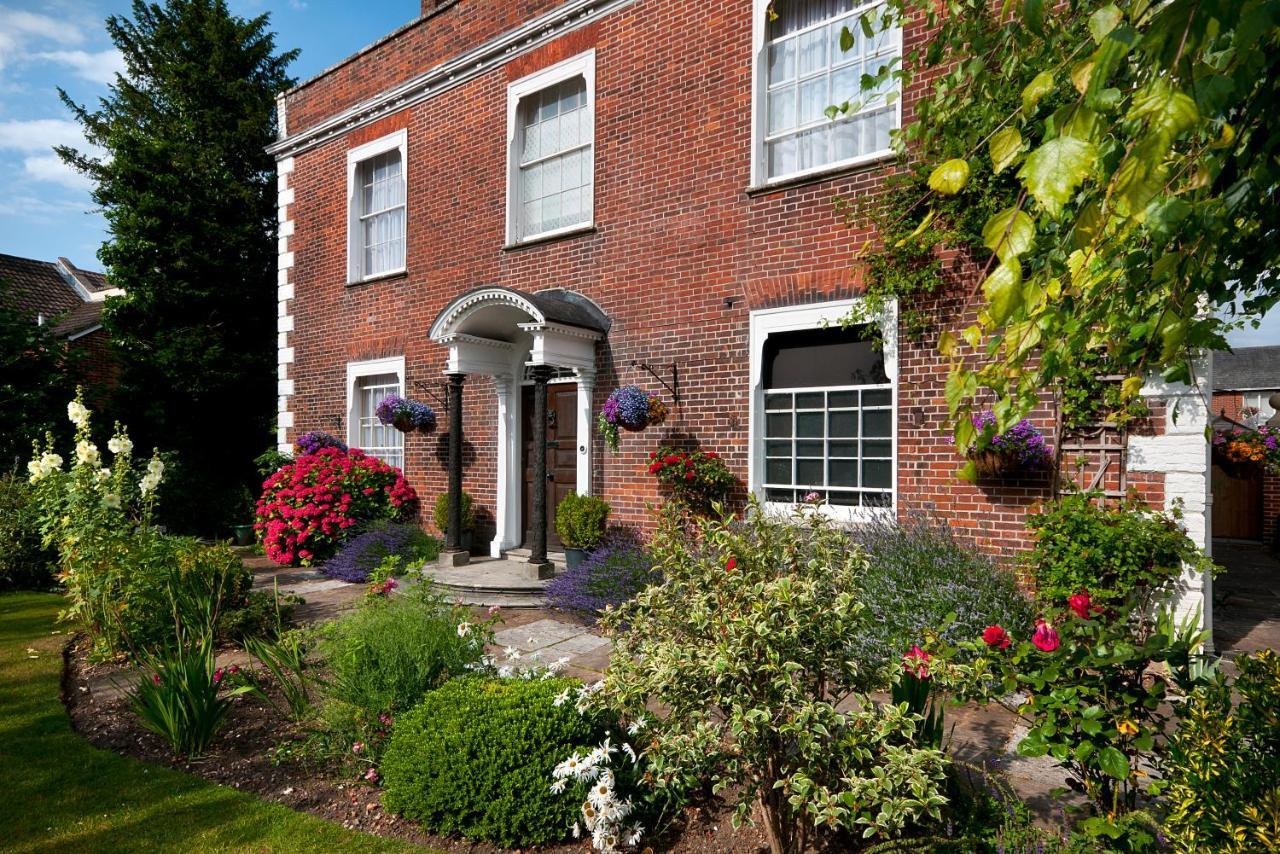 Milford Hall Salisbury Luaran gambar